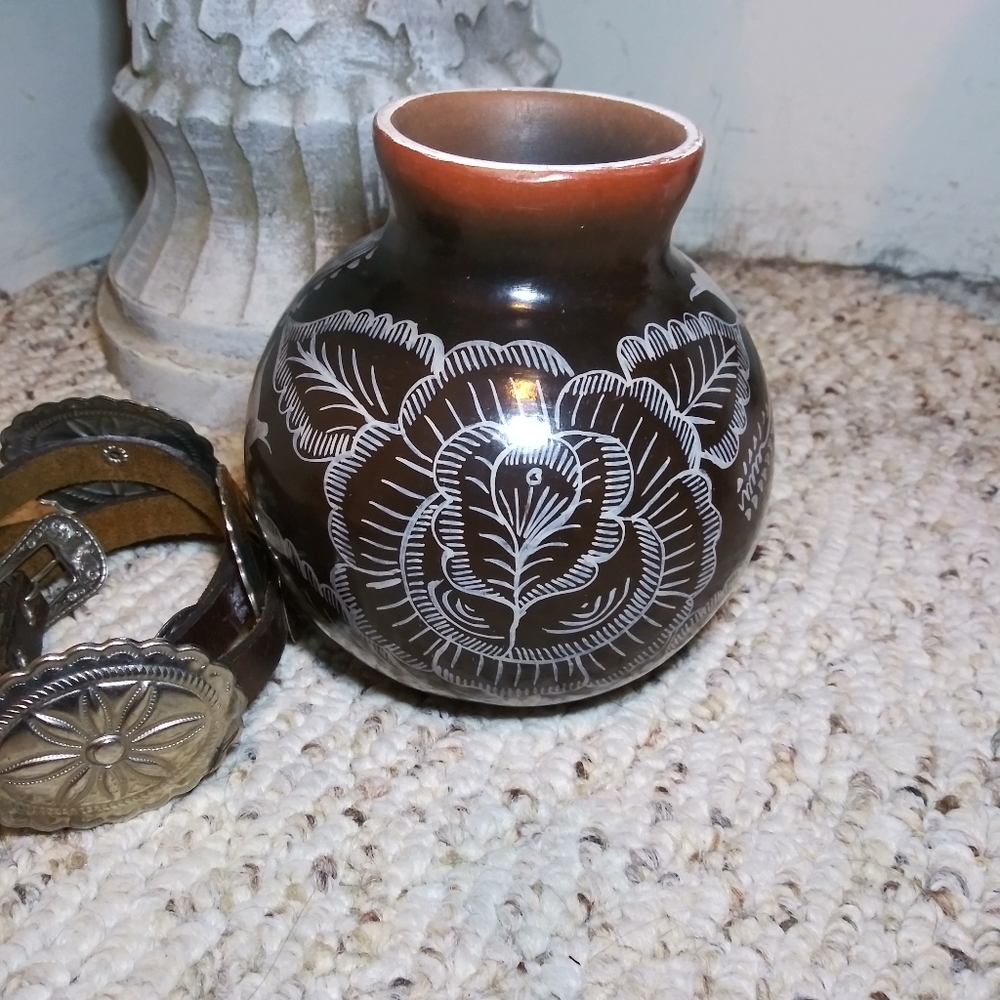 3/$18 Hand painted Southwestern Small Vase - Picture 4 of 6